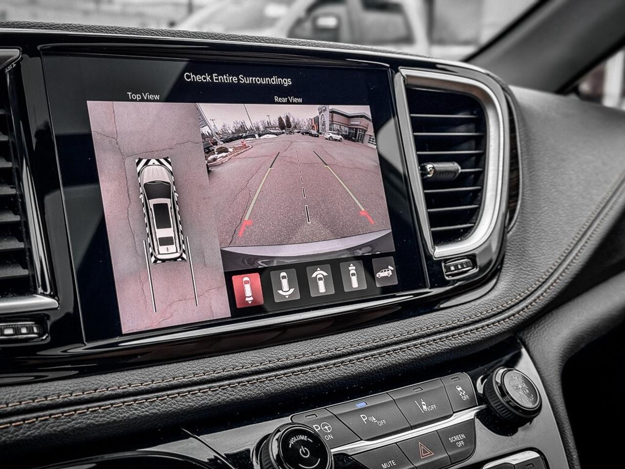 2023 Chrysler Pacifica Hybrid Pinnacle   DUAL VIDEO SCREENS   360 CAM   ADAPTIVE Photo