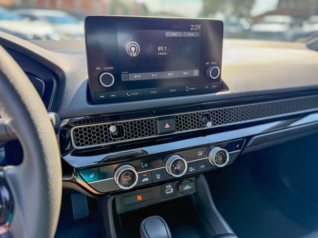 2022 Honda Civic Sedan LX/LOW KM/BSM/REMOTE/ACC/LDA/2L/PUSH START BUTTON Photo