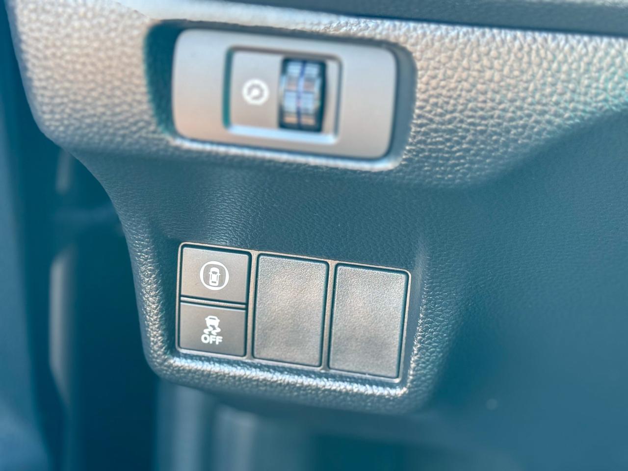 2022 Honda Civic Sedan LX/LOW KM/BSM/REMOTE/ACC/LDA/2L/PUSH START BUTTON Photo