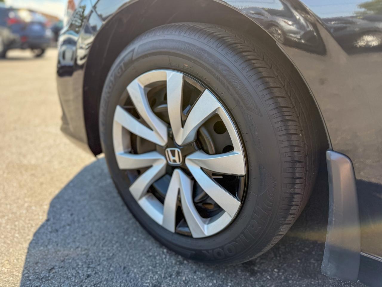 2022 Honda Civic Sedan LX/LOW KM/BSM/REMOTE/ACC/LDA/2L/PUSH START BUTTON Photo