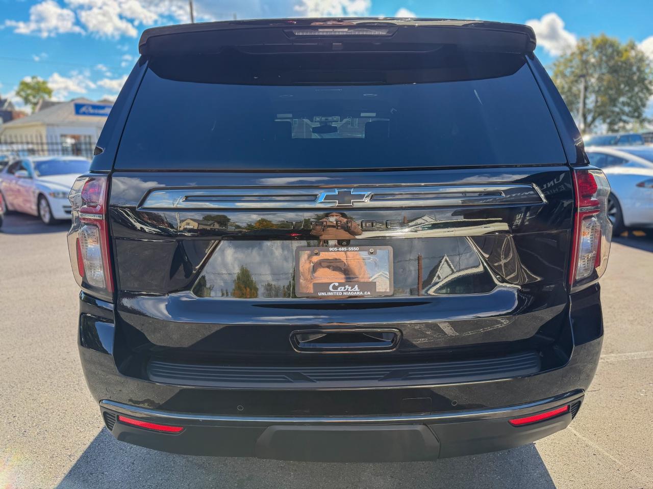 2021 Chevrolet Tahoe Z71/4X4/NAVI/8 PASS/CAMERA/REMOTE/2 DVDS/ 5.3L Photo3