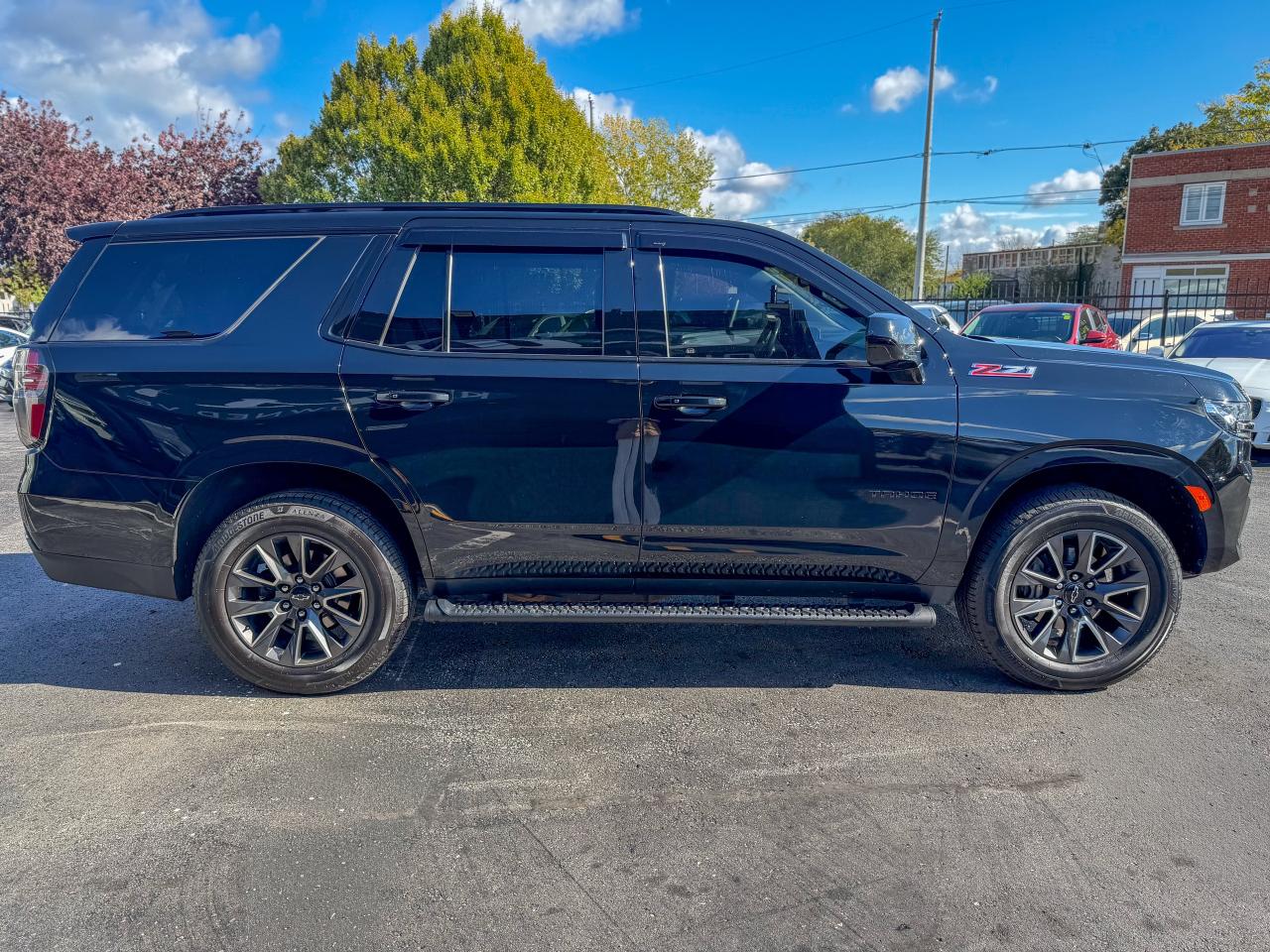 2021 Chevrolet Tahoe Z71/4X4/NAVI/8 PASS/CAMERA/REMOTE/2 DVDS/ 5.3L Photo