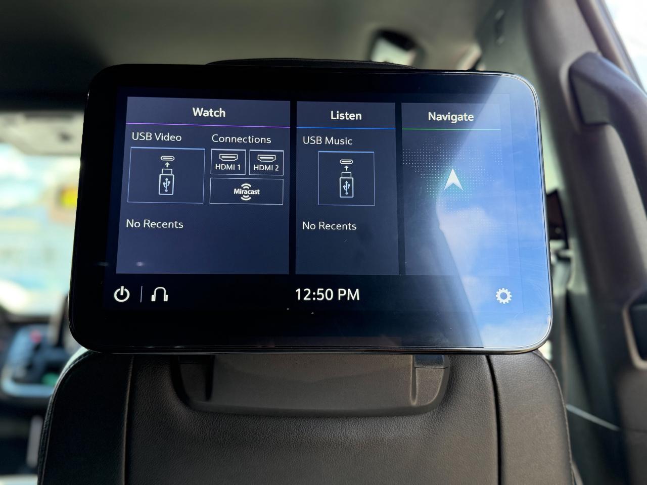 2021 Chevrolet Tahoe Z71/4X4/NAVI/8 PASS/CAMERA/REMOTE/2 DVDS/ 5.3L Photo