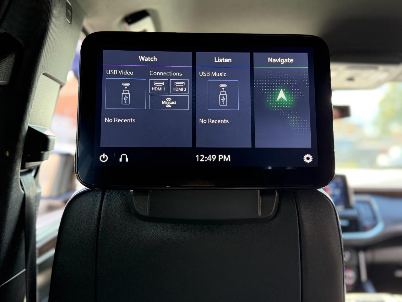 2021 Chevrolet Tahoe Z71/4X4/NAVI/8 PASS/CAMERA/REMOTE/2 DVDS/ 5.3L Photo