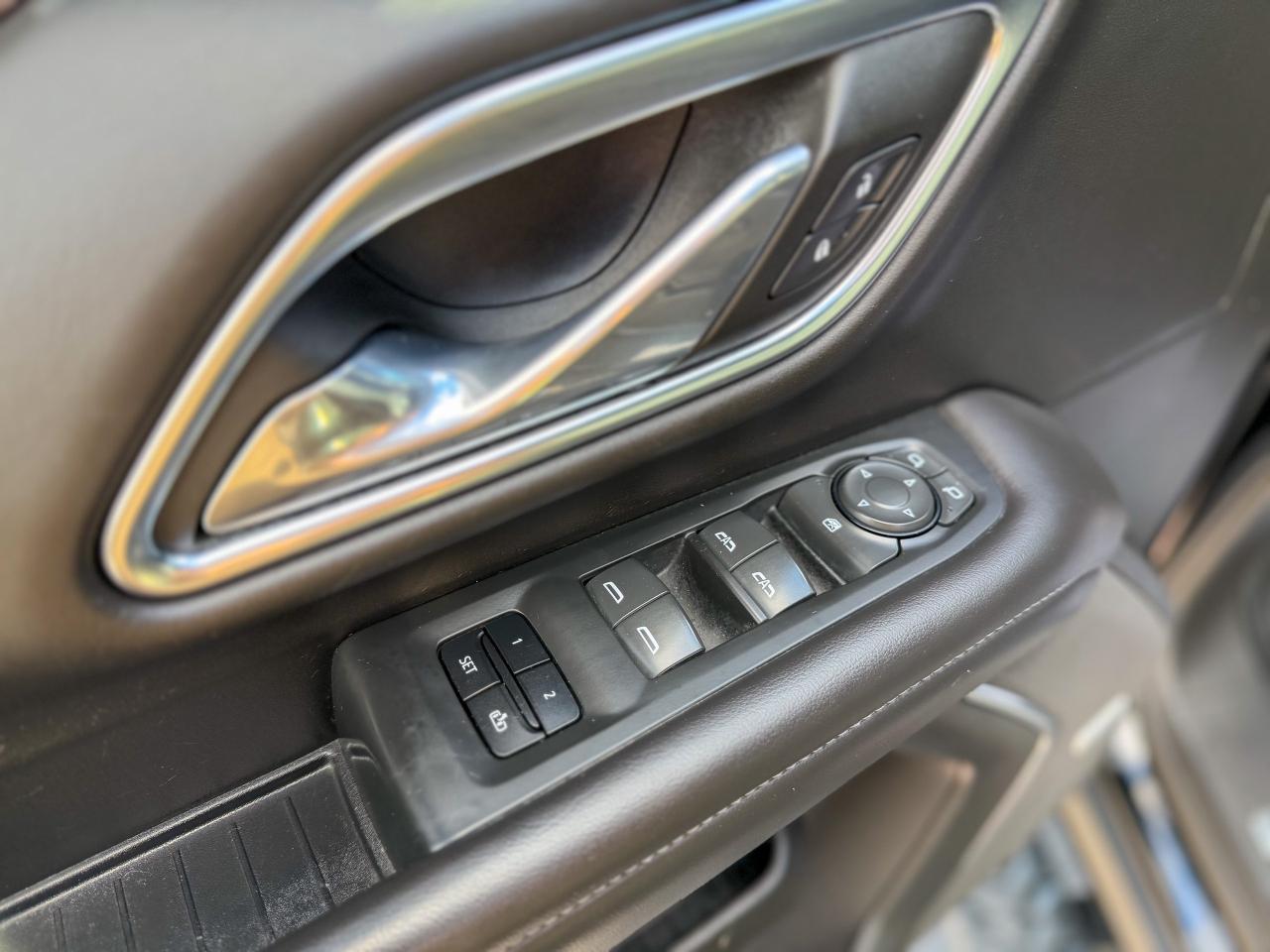 2021 Chevrolet Tahoe Z71/4X4/NAVI/8 PASS/CAMERA/REMOTE/2 DVDS/ 5.3L Photo