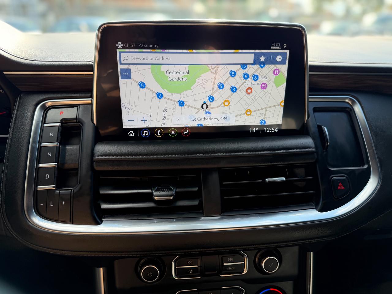 2021 Chevrolet Tahoe Z71/4X4/NAVI/8 PASS/CAMERA/REMOTE/2 DVDS/ 5.3L Photo