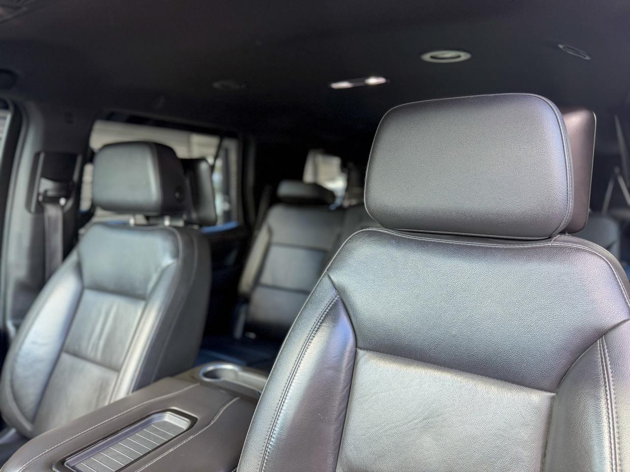 2021 Chevrolet Tahoe Z71/4X4/NAVI/8 PASS/CAMERA/REMOTE/2 DVDS/ 5.3L Photo