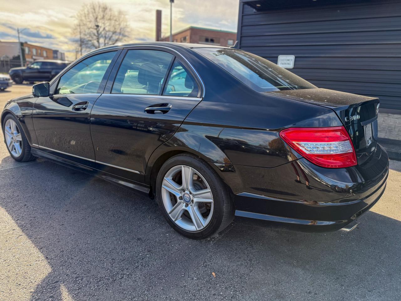 2011 Mercedes-Benz C-Class C300-4MATIC/LOW KM/NAVI/ROOF/NO ACCIDENTS/3.0L Photo