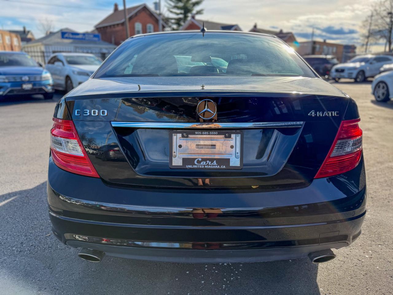 2011 Mercedes-Benz C-Class C300-4MATIC/LOW KM/NAVI/ROOF/NO ACCIDENTS/3.0L Photo