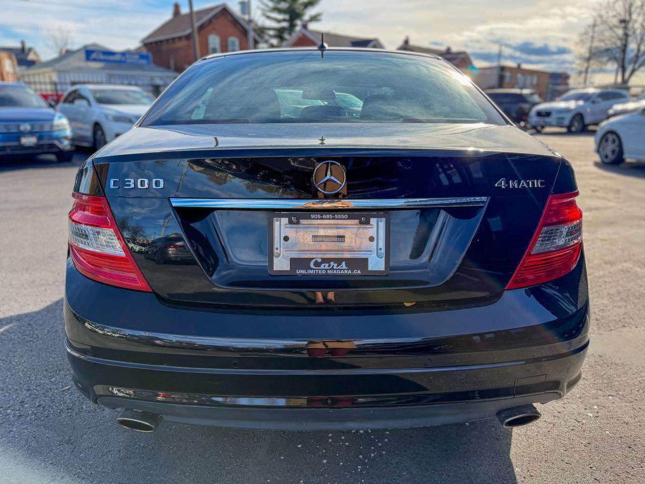 2011 Mercedes-Benz C-Class C300-4MATIC/LOW KM/NAVI/ROOF/NO ACCIDENTS/3.0L Photo