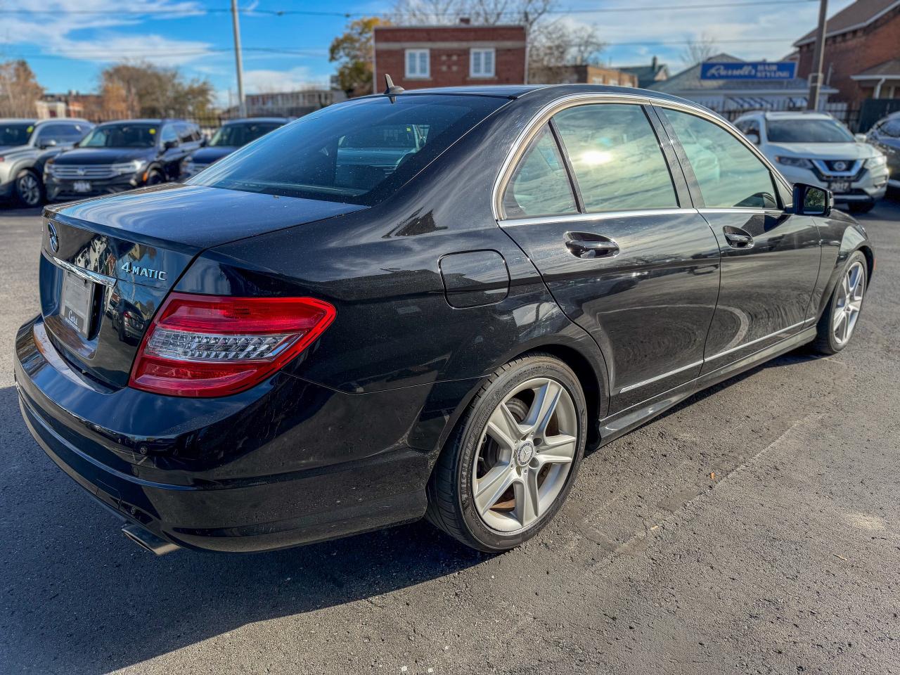 2011 Mercedes-Benz C-Class C300-4MATIC/LOW KM/NAVI/ROOF/NO ACCIDENTS/3.0L Photo