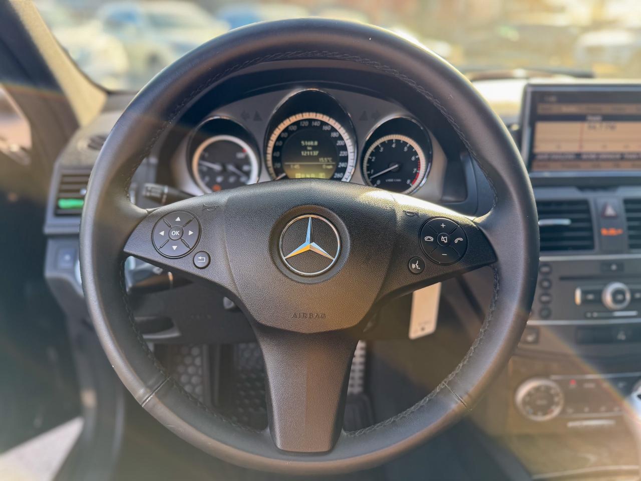 2011 Mercedes-Benz C-Class C300-4MATIC/LOW KM/NAVI/ROOF/NO ACCIDENTS/3.0L Photo