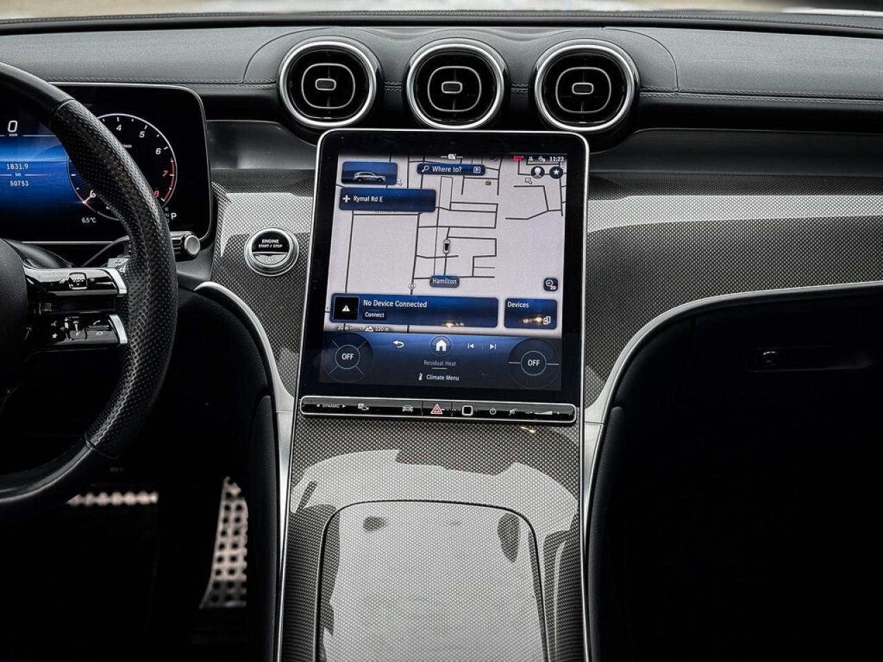 2024 Mercedes-Benz GLC300 AWD   360 CAM   HEATED SEATS   PANO ROOF   20-IN Photo