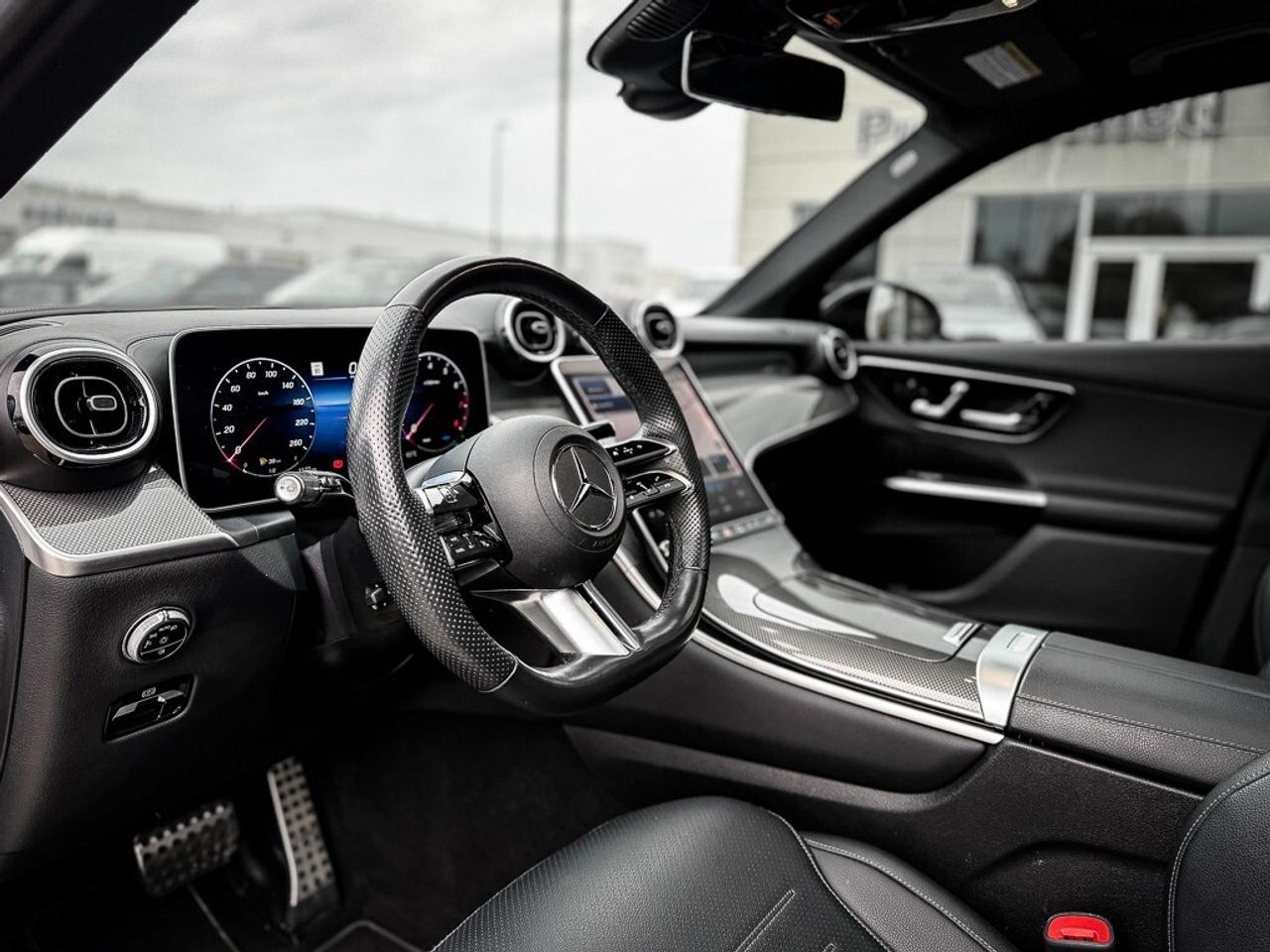 2024 Mercedes-Benz GLC300 AWD   360 CAM   HEATED SEATS   PANO ROOF   20-IN Photo