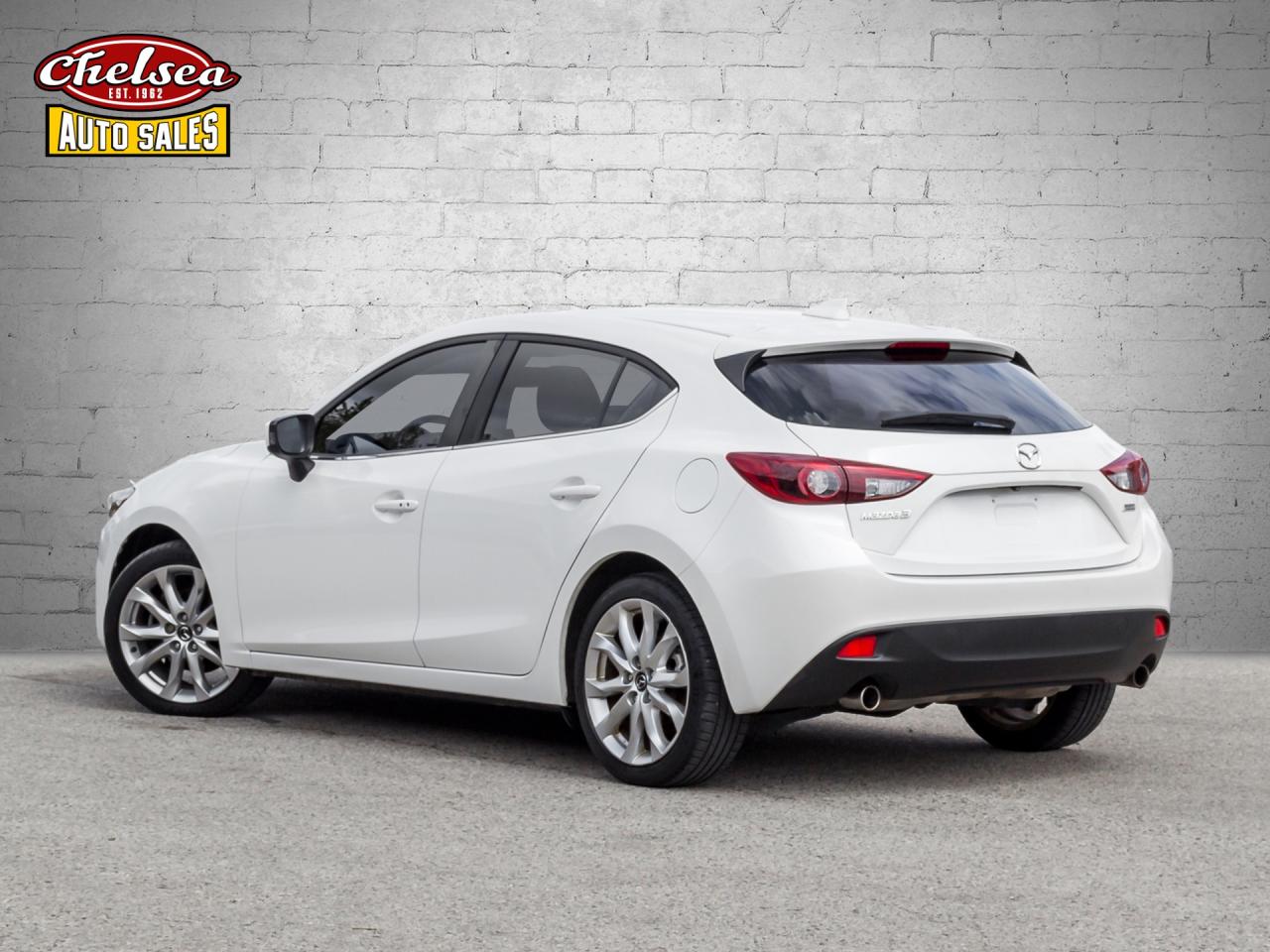 2016 Mazda MAZDA3 s Grand Touring AT 5-Door Photo