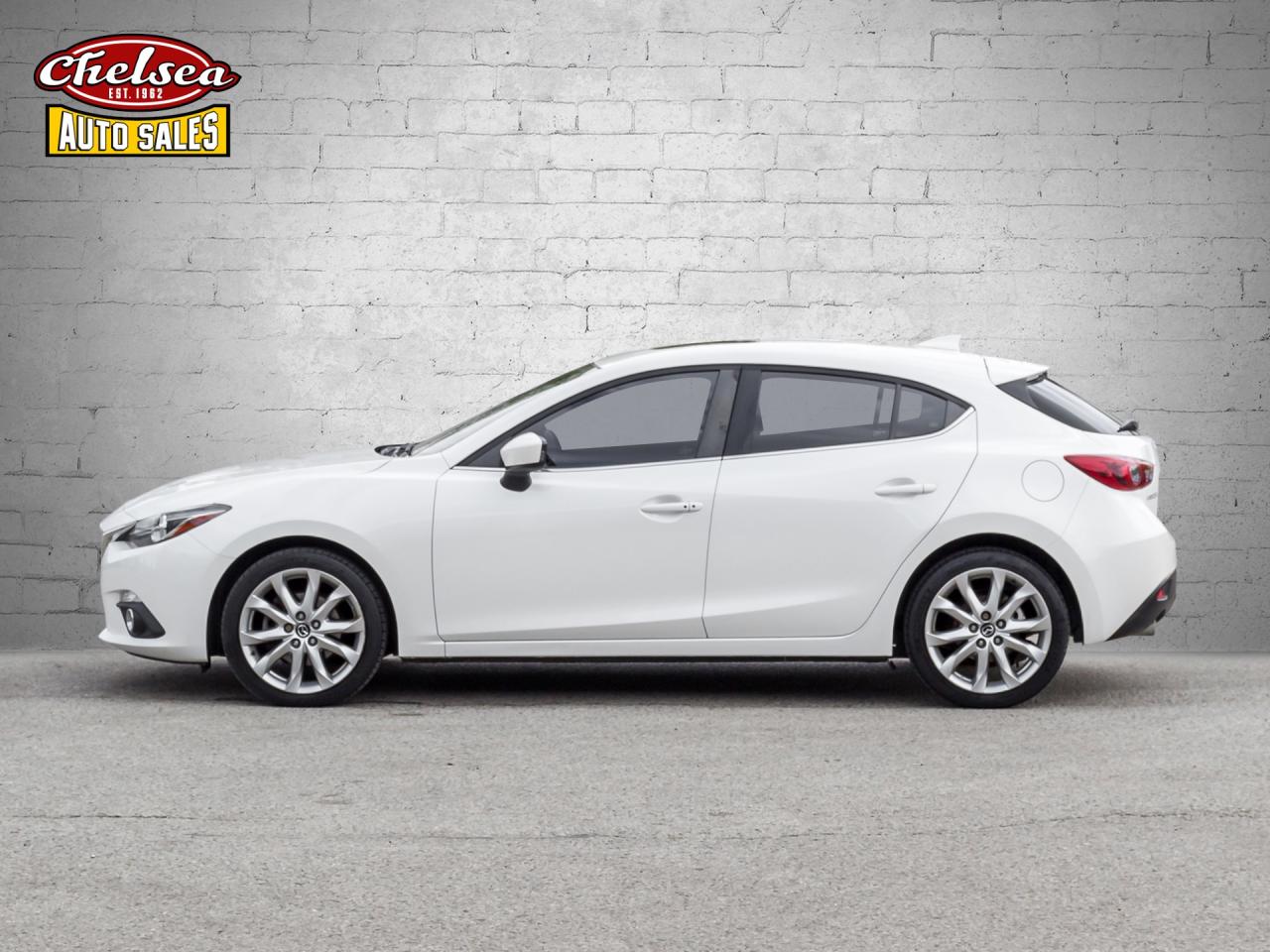 2016 Mazda MAZDA3 s Grand Touring AT 5-Door Photo