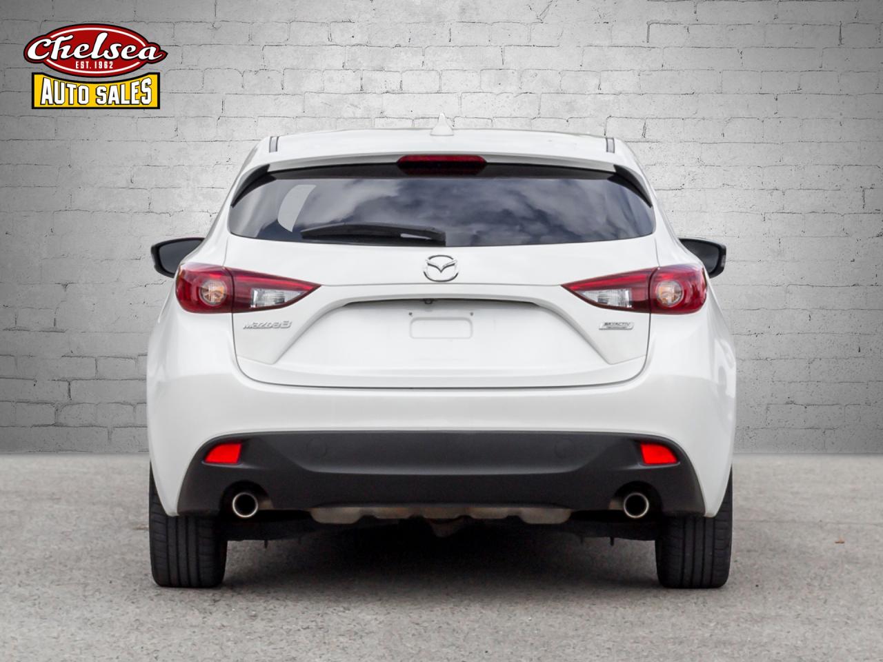 2016 Mazda MAZDA3 s Grand Touring AT 5-Door Photo