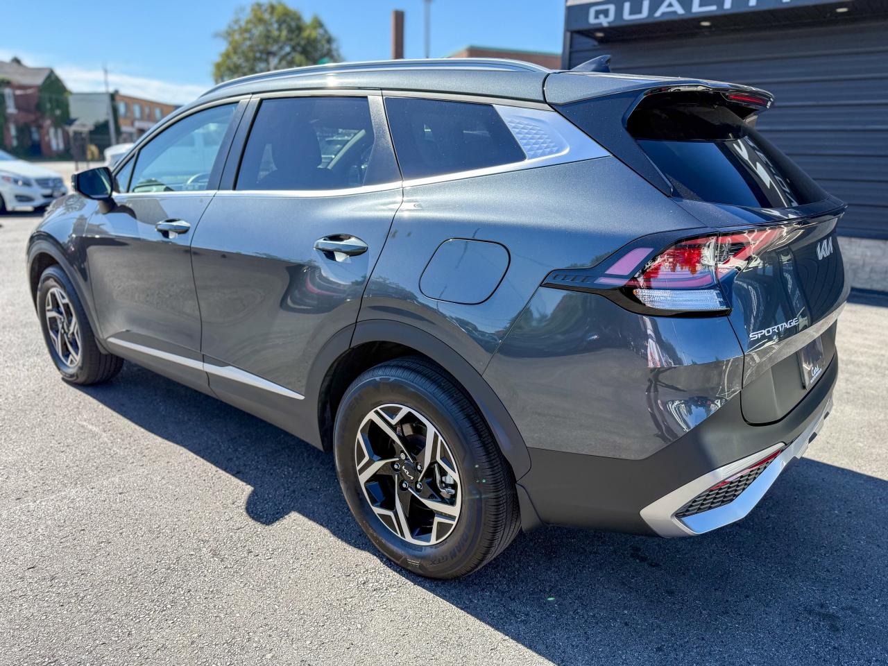 2024 Kia Sportage LX/AWD/1 OWNER/CAMERA/ACC/LDA/2.5L/NO ACCIDENTS Photo2