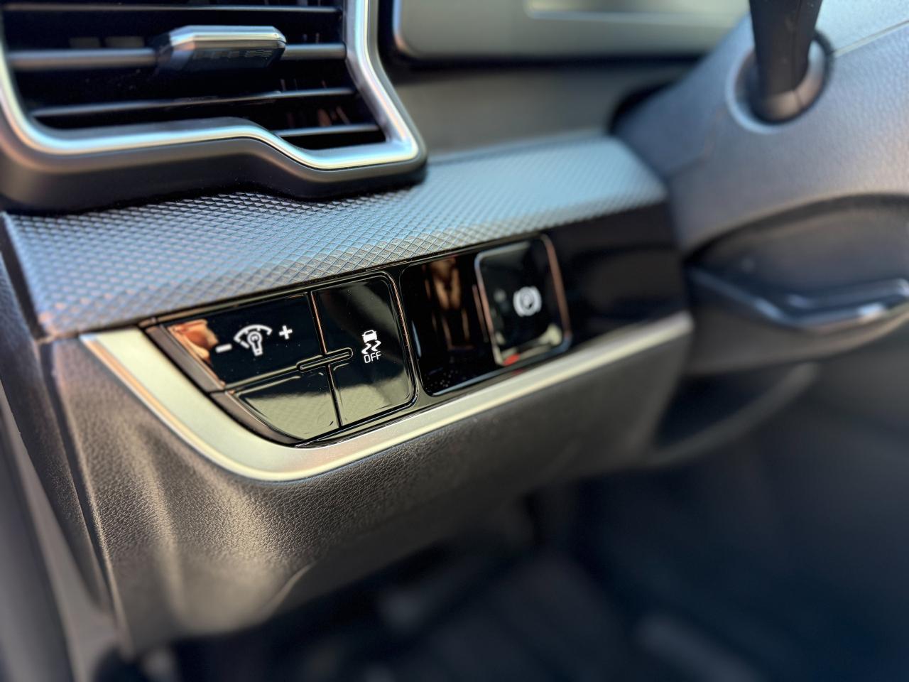 2024 Kia Sportage LX/AWD/1 OWNER/CAMERA/ACC/LDA/2.5L/NO ACCIDENTS Photo