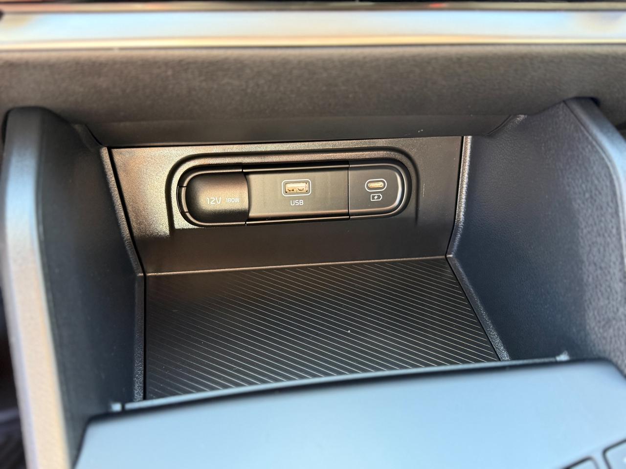 2024 Kia Sportage LX/AWD/1 OWNER/CAMERA/ACC/LDA/2.5L/NO ACCIDENTS Photo