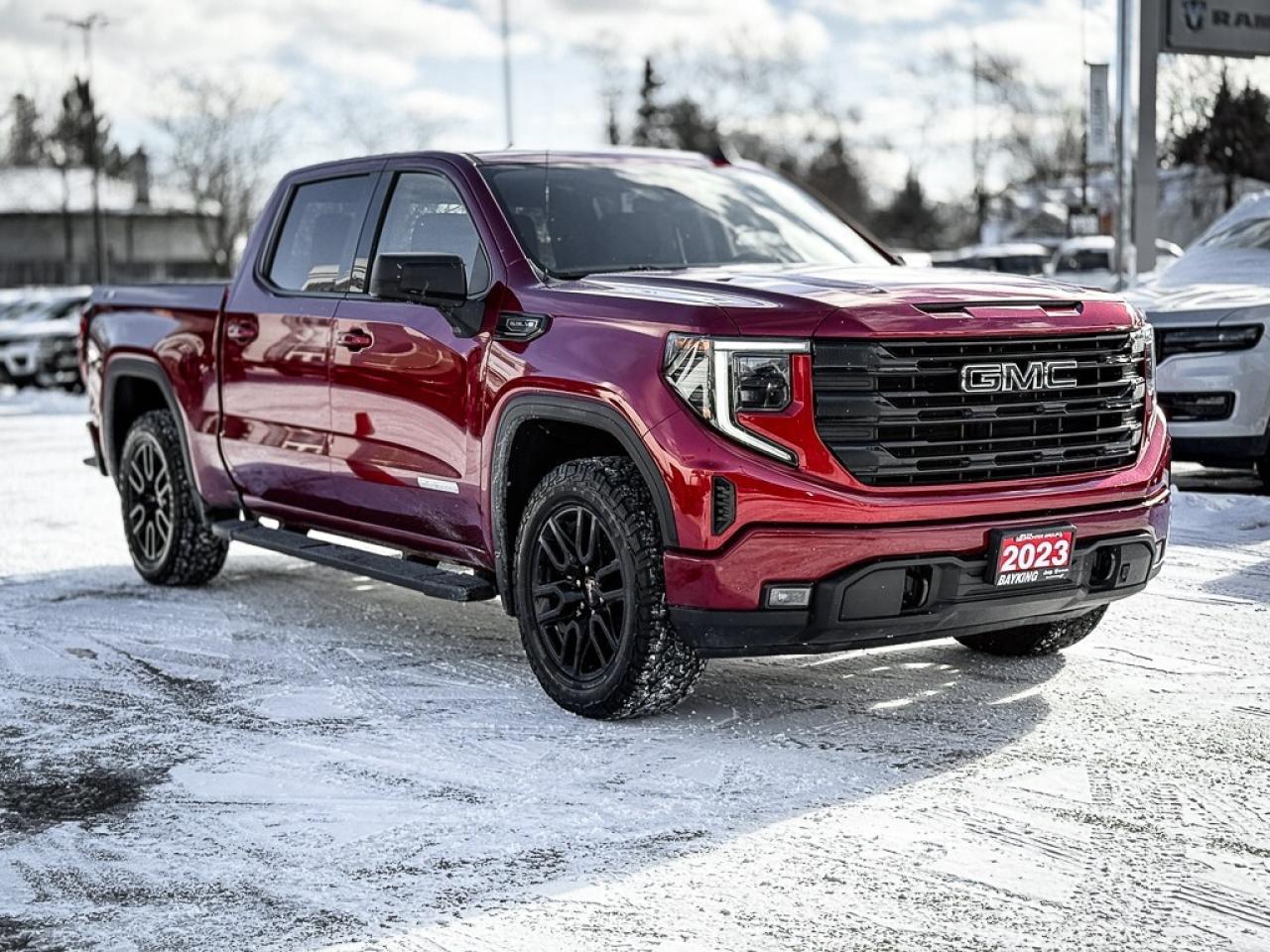 2023 GMC Sierra 1500 Elevation   CREW   ELEVATION BLACK PKG   X31 OFF R Photo2
