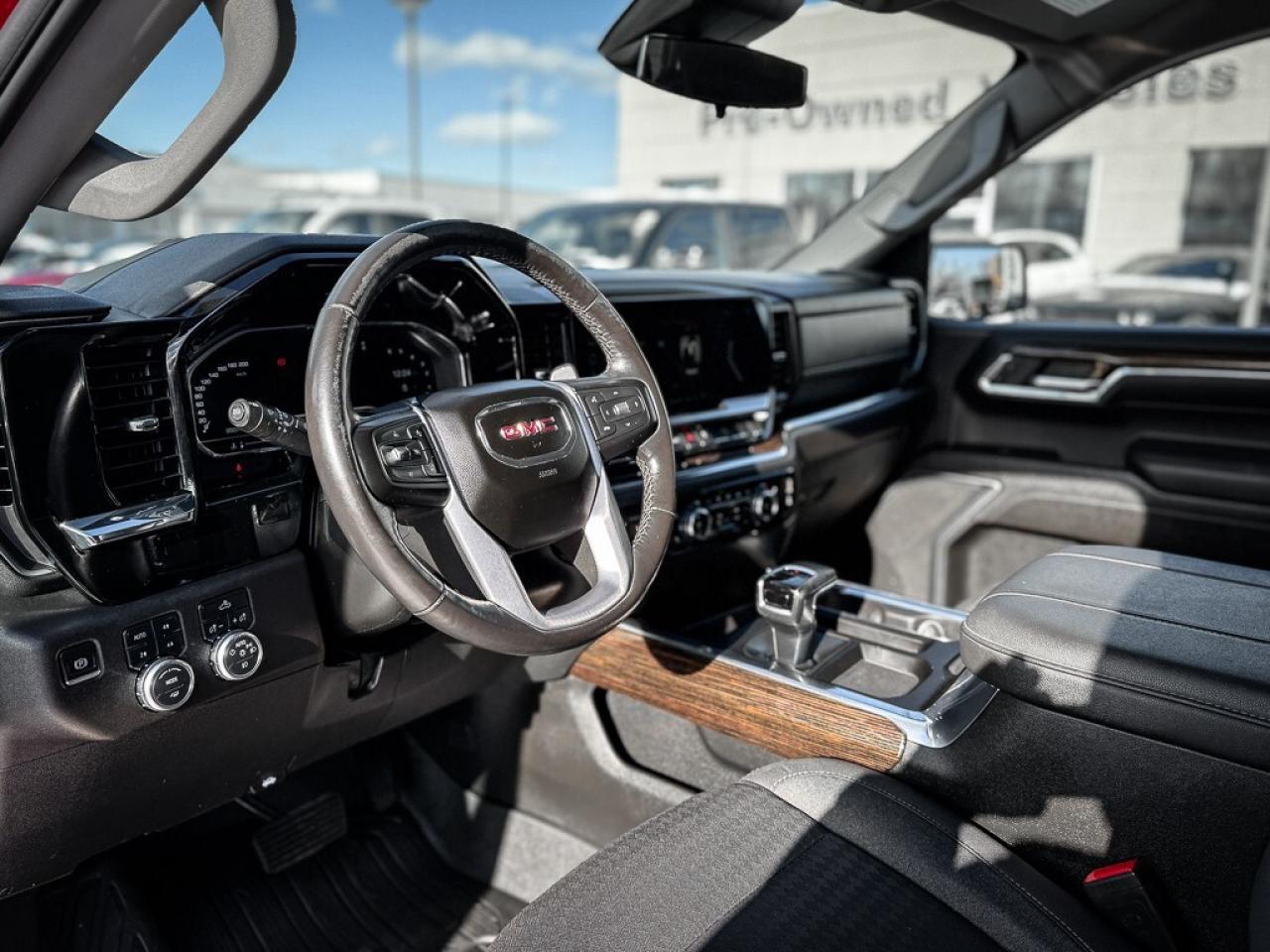 2023 GMC Sierra 1500 Elevation   CREW   ELEVATION BLACK PKG   X31 OFF R Photo