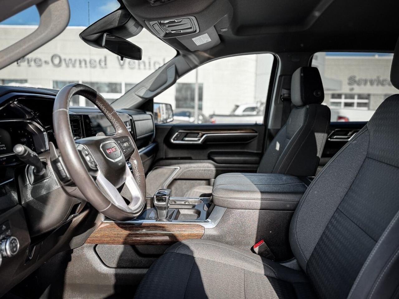 2023 GMC Sierra 1500 Elevation   CREW   ELEVATION BLACK PKG   X31 OFF R Photo