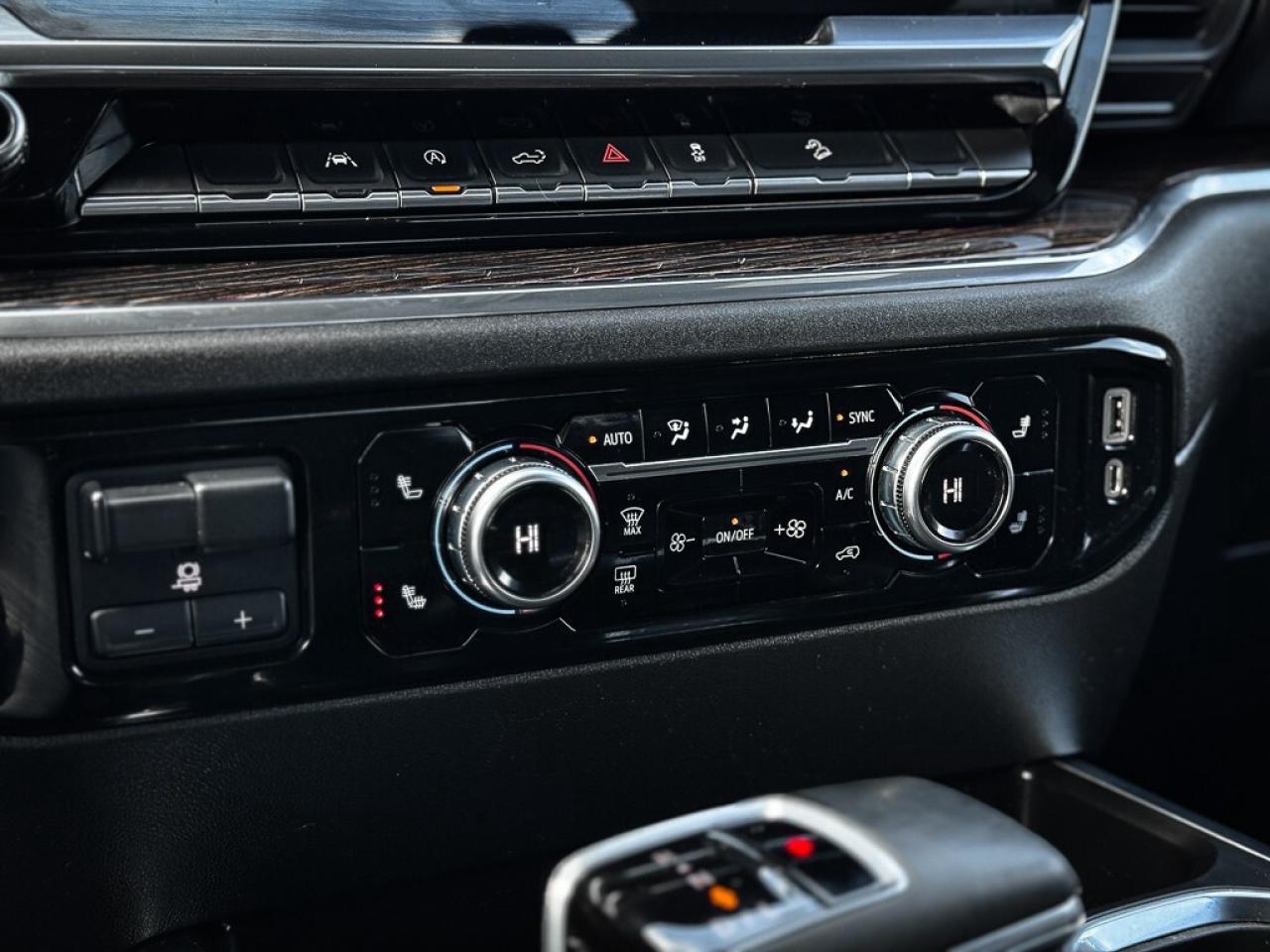 2023 GMC Sierra 1500 Elevation   CREW   ELEVATION BLACK PKG   X31 OFF R Photo