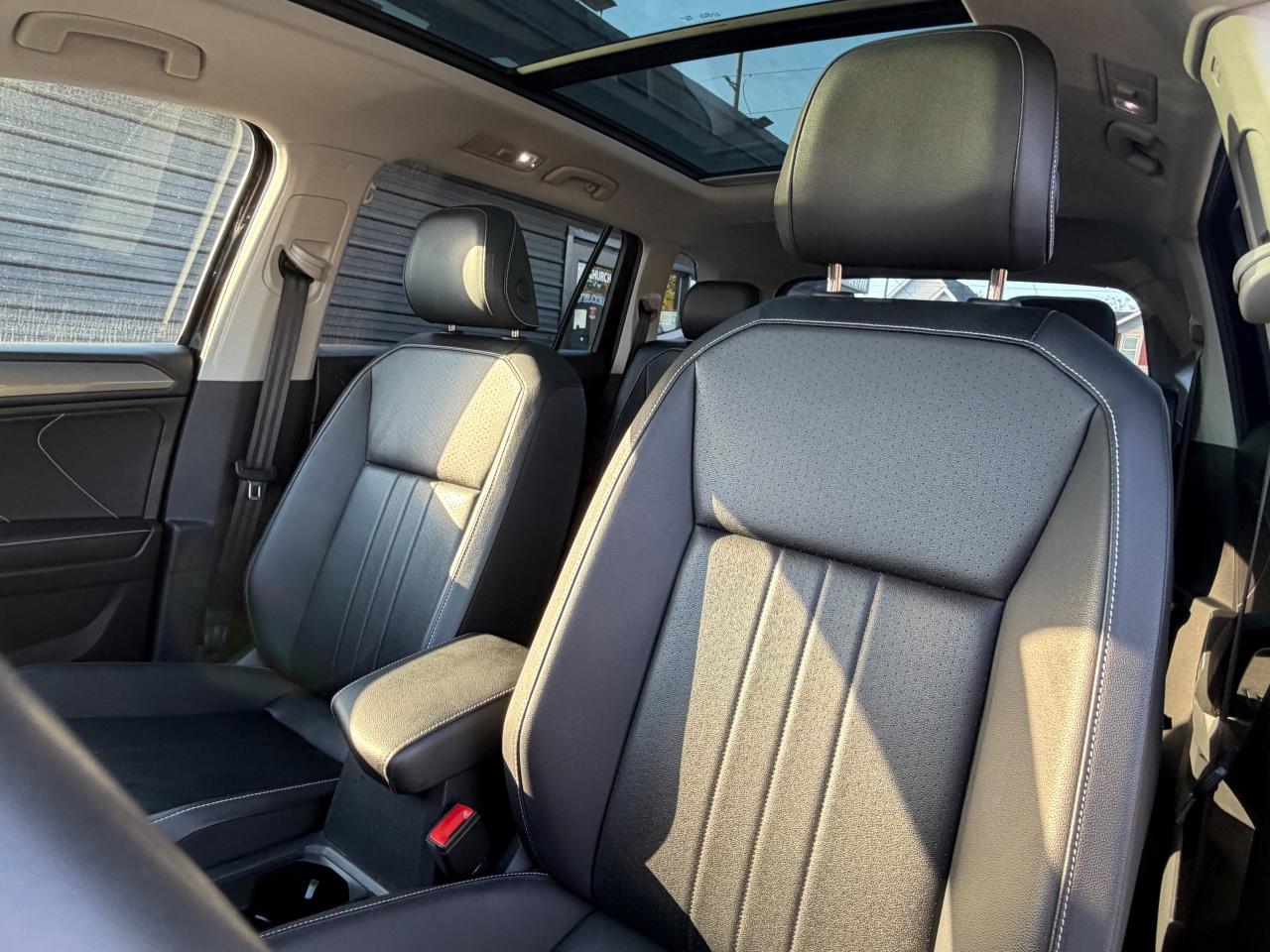 2024 Volkswagen Tiguan Comfortline/4MOTION/PANO/REMOTE/CAMERA/BSM/ACC Photo