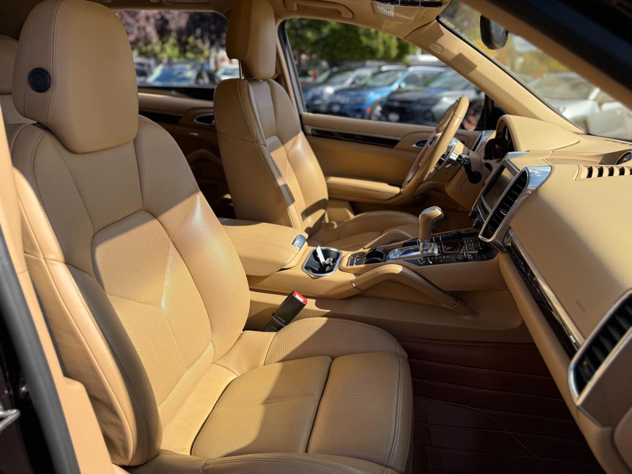 2015 Porsche Cayenne S/AWD/NAVI/PANO/CAMERA/LOW KM/PARK ASSIST/BOSE Photo