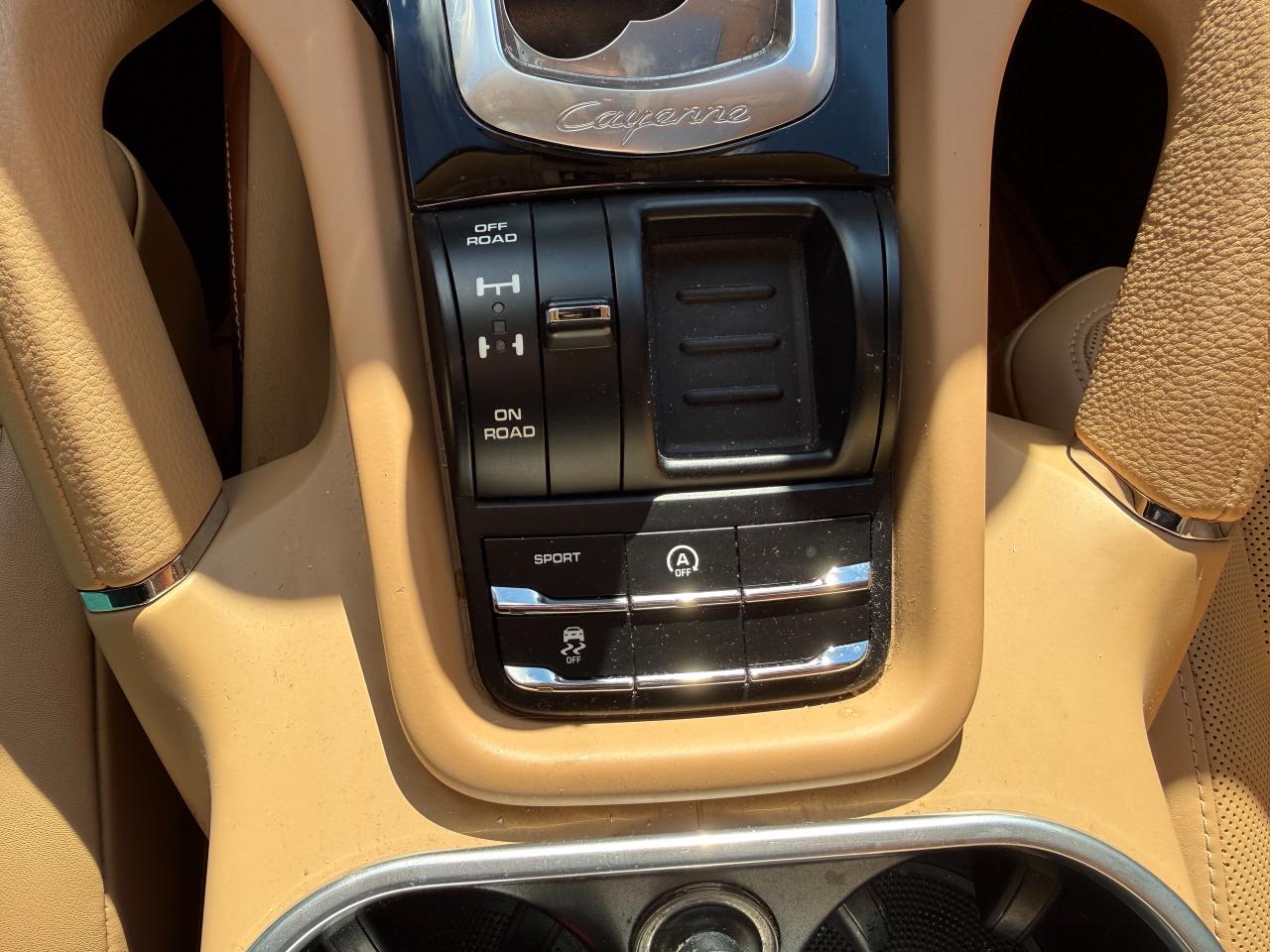 2015 Porsche Cayenne S/AWD/NAVI/PANO/CAMERA/LOW KM/PARK ASSIST/BOSE Photo