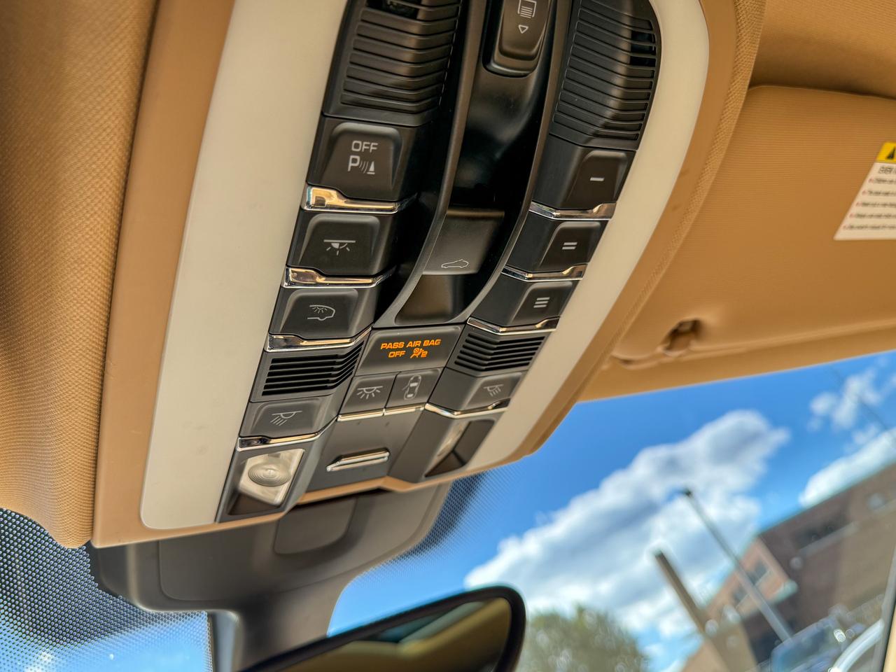 2015 Porsche Cayenne S/AWD/NAVI/PANO/CAMERA/LOW KM/PARK ASSIST/BOSE Photo