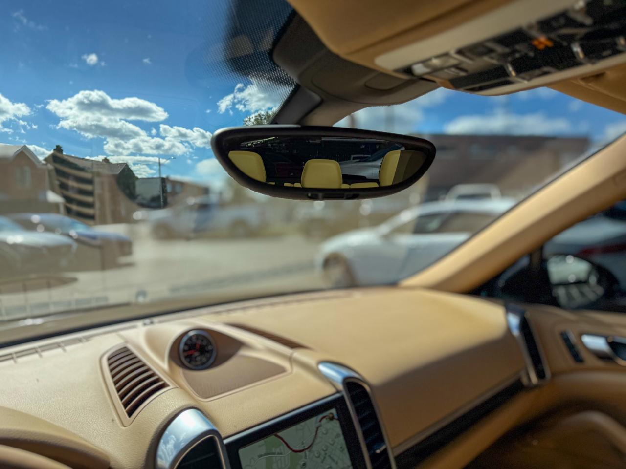 2015 Porsche Cayenne S/AWD/NAVI/PANO/CAMERA/LOW KM/PARK ASSIST/BOSE Photo