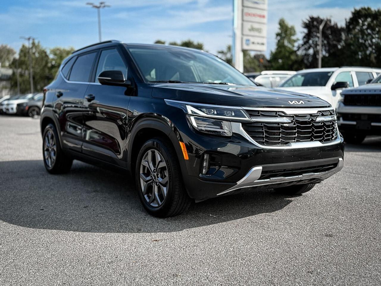 2024 Kia Seltos EX   CARPLAY   LANE KEEP   REMOTE START   HEATED S Photo2