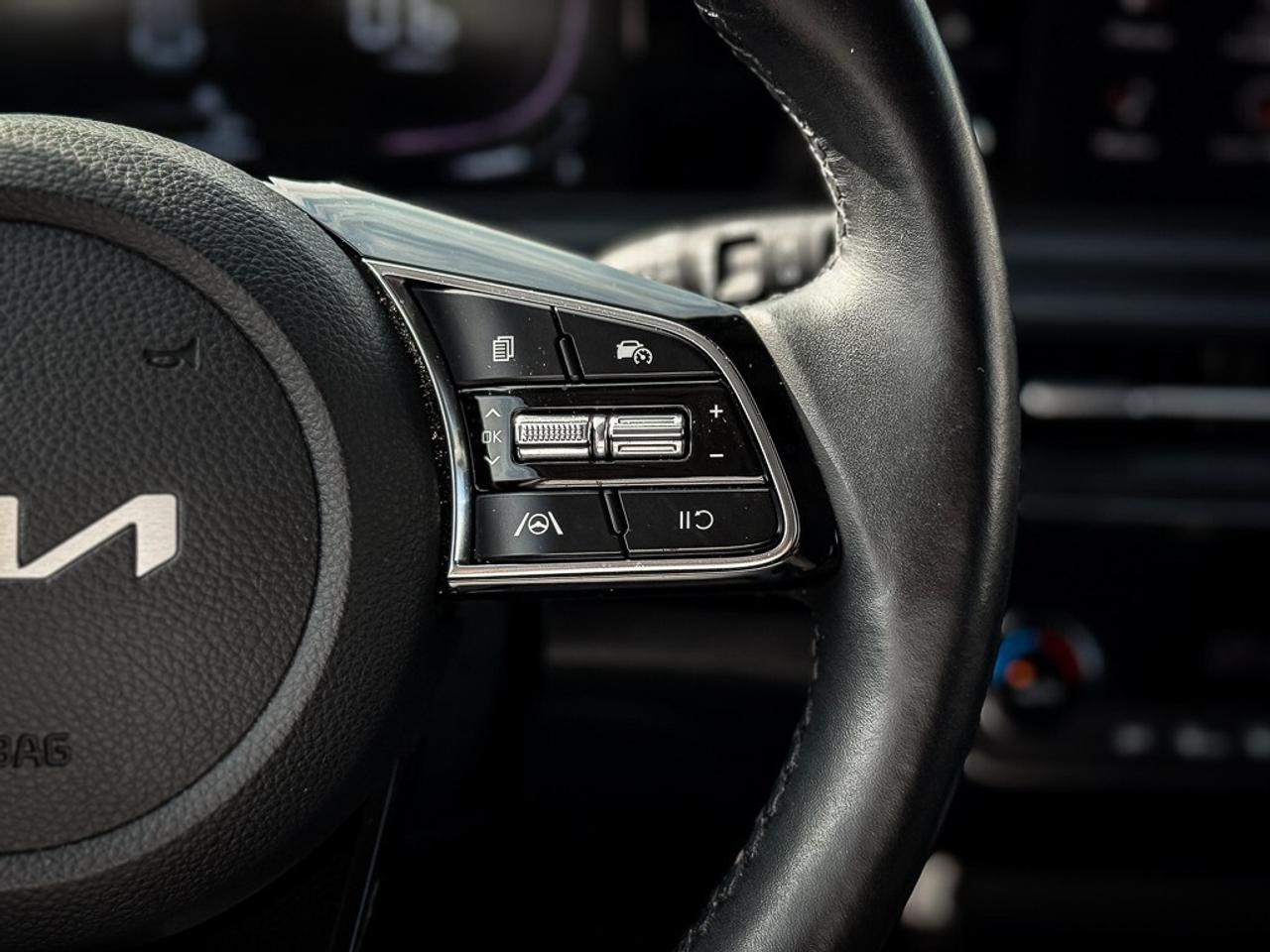 2024 Kia Seltos EX   CARPLAY   LANE KEEP   REMOTE START   HEATED S Photo