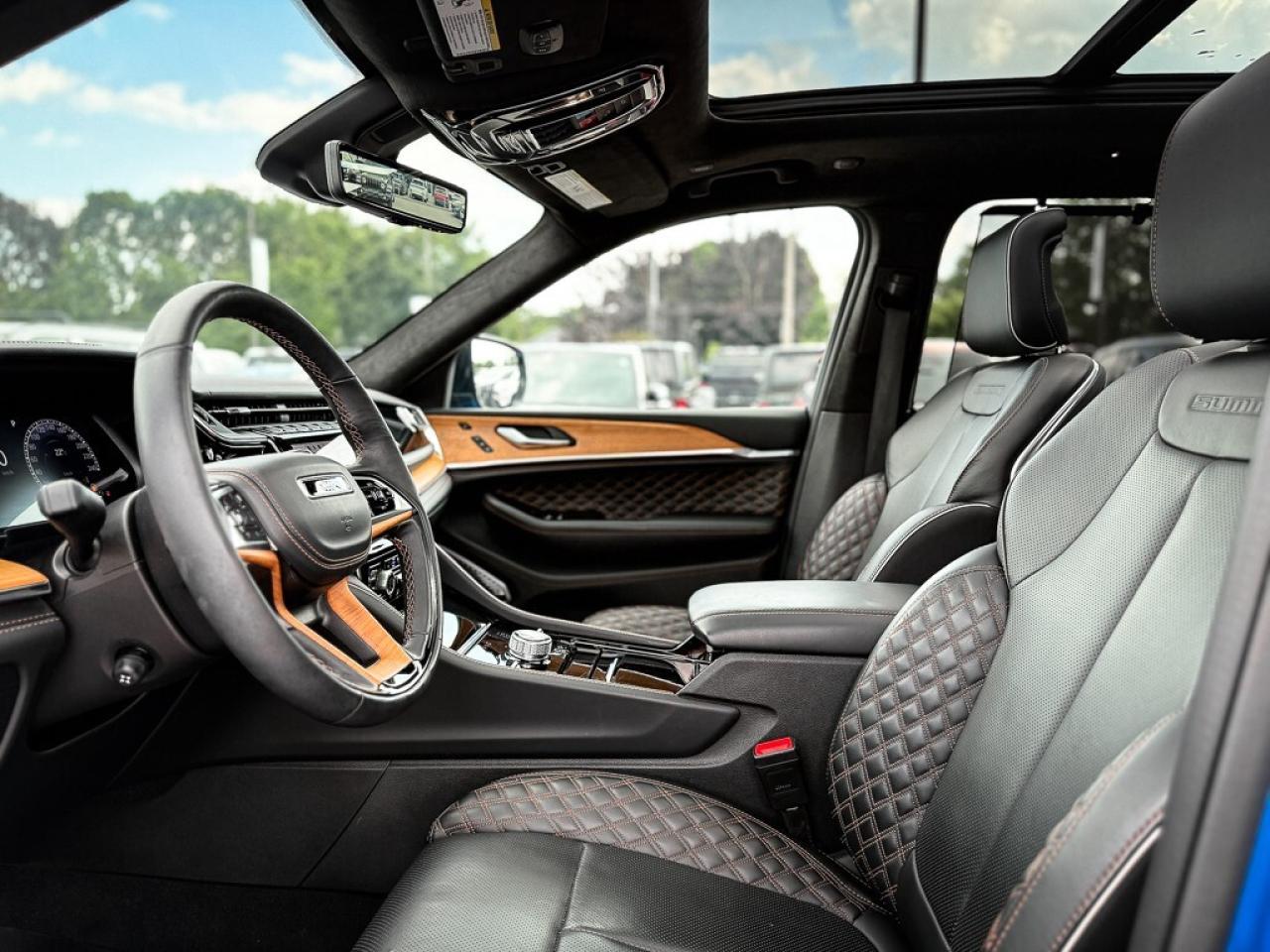 2023 Jeep Grand Cherokee Summit   RESERVE   PASS DISPLAY   PANO ROOF   MASS Photo