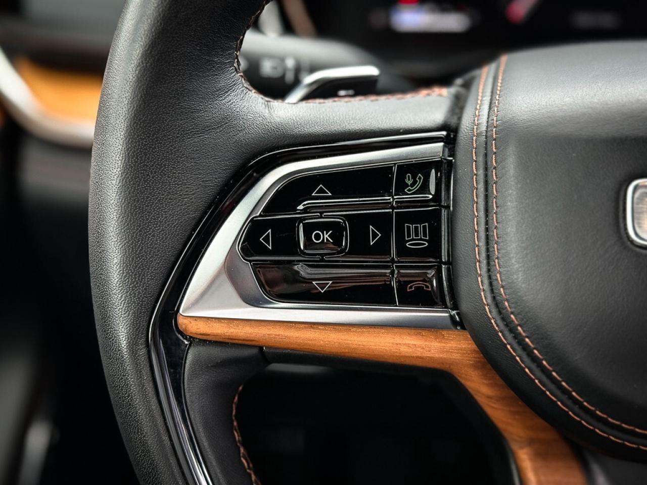 2023 Jeep Grand Cherokee Summit   RESERVE   PASS DISPLAY   PANO ROOF   MASS Photo