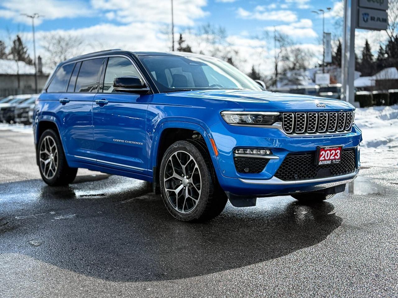 2023 Jeep Grand Cherokee Summit   RESERVE   PASS DISPLAY   PANO ROOF   MASS Photo2