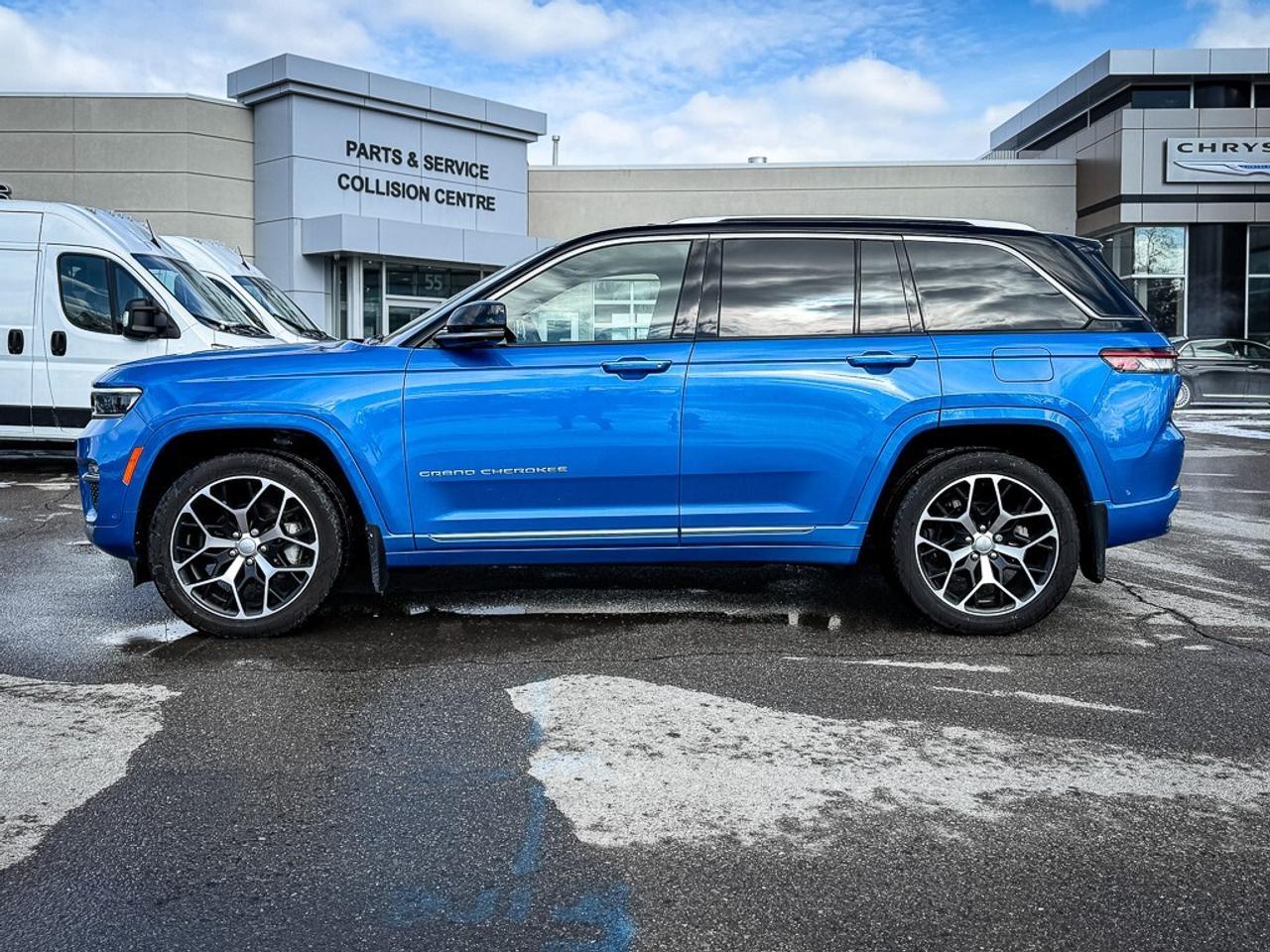 2023 Jeep Grand Cherokee Summit   RESERVE   PASS DISPLAY   PANO ROOF   MASS Photo
