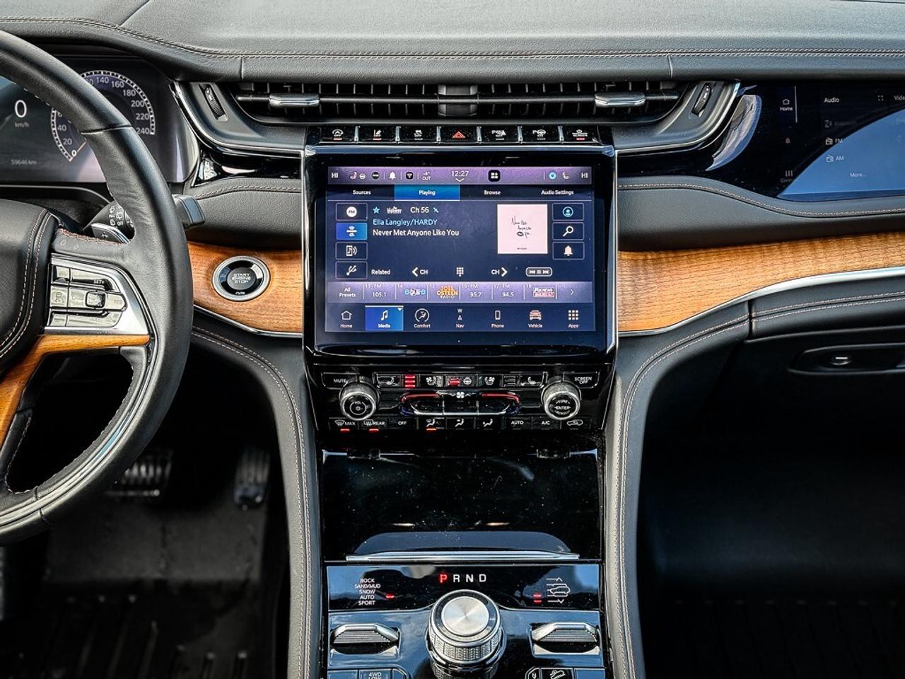 2023 Jeep Grand Cherokee Summit   RESERVE   PASS DISPLAY   PANO ROOF   MASS Photo