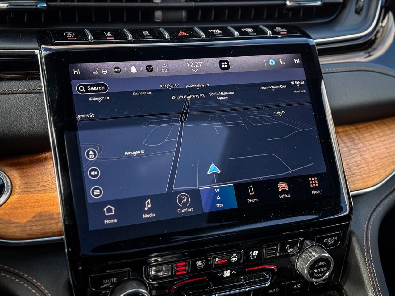 2023 Jeep Grand Cherokee Summit   RESERVE   PASS DISPLAY   PANO ROOF   MASS Photo