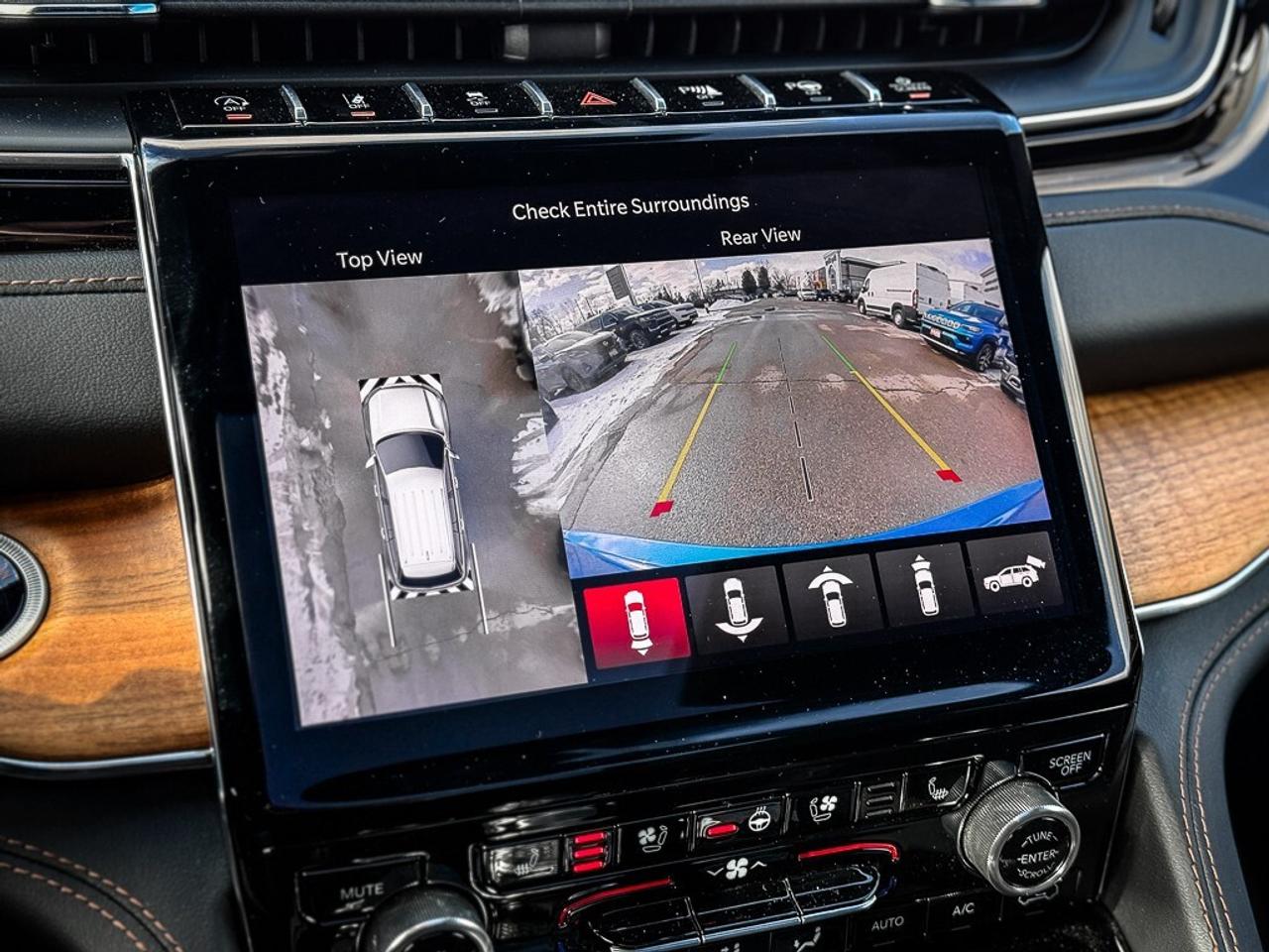 2023 Jeep Grand Cherokee Summit   RESERVE   PASS DISPLAY   PANO ROOF   MASS Photo