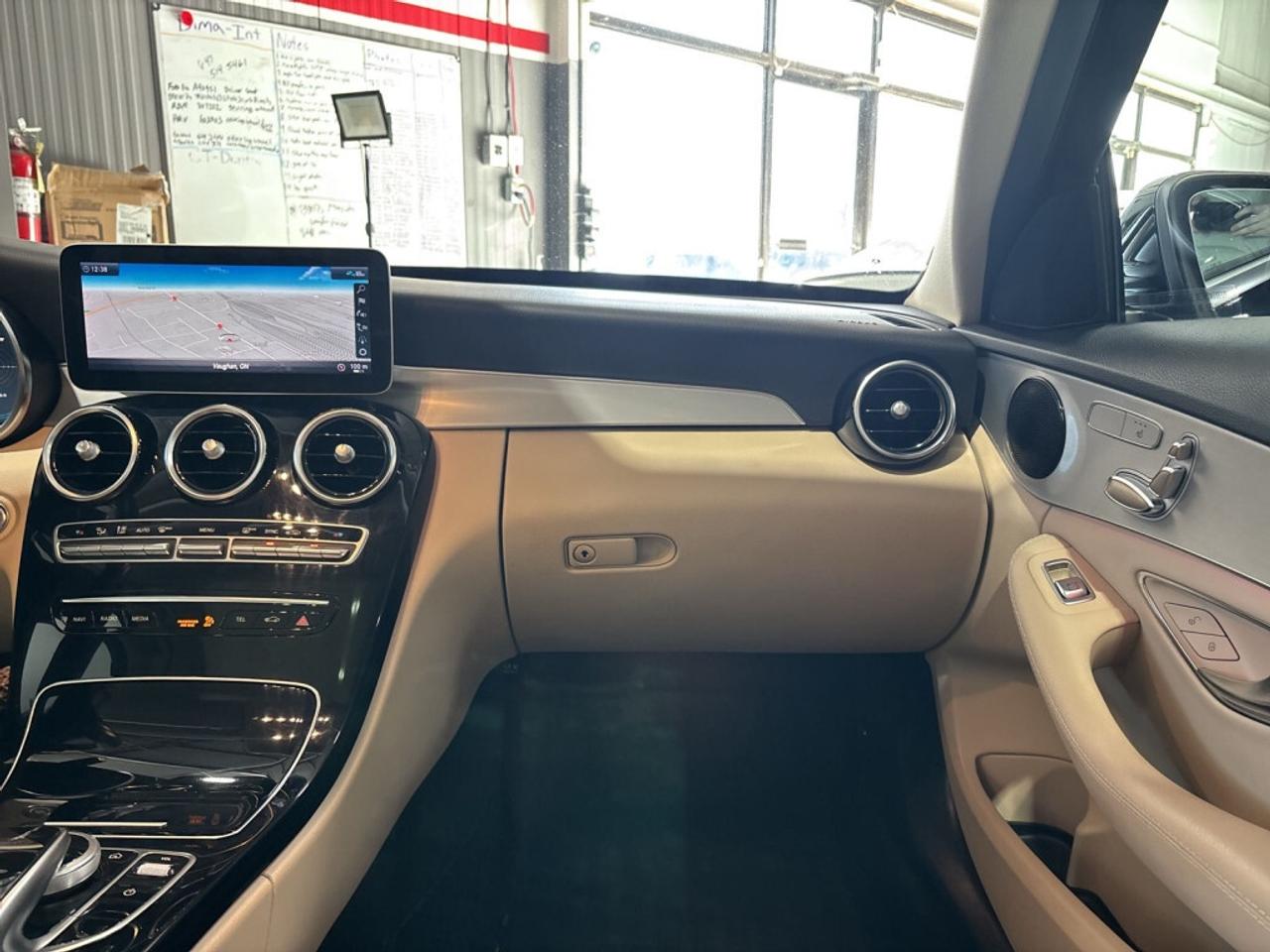 2019 Mercedes-Benz C-Class C 300 4MATIC / Most amazing Colour/ Must See ! / N Photo