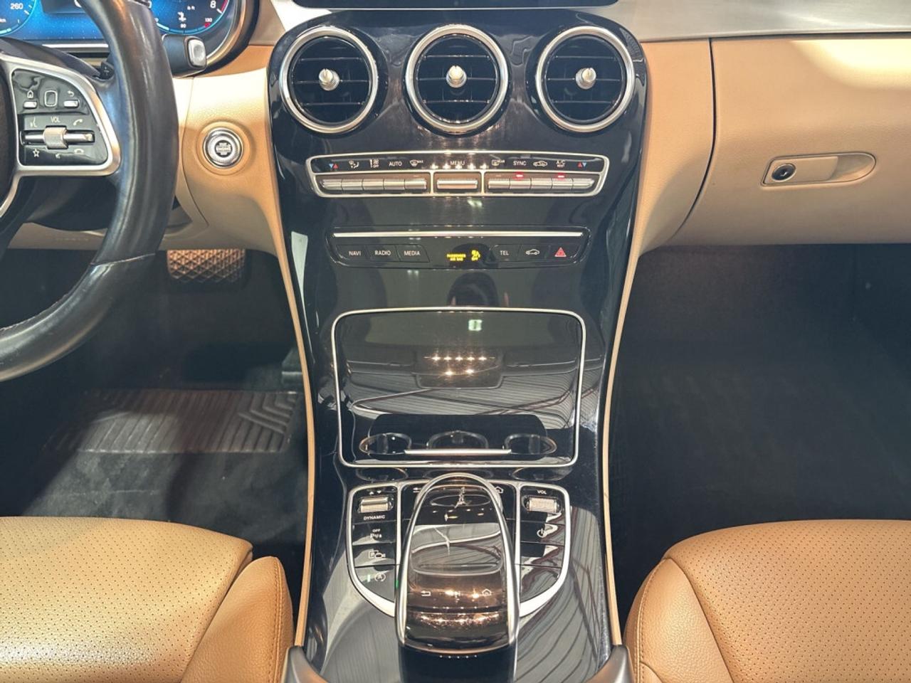 2019 Mercedes-Benz C-Class C 300 4MATIC / Most amazing Colour/ Must See ! / N Photo