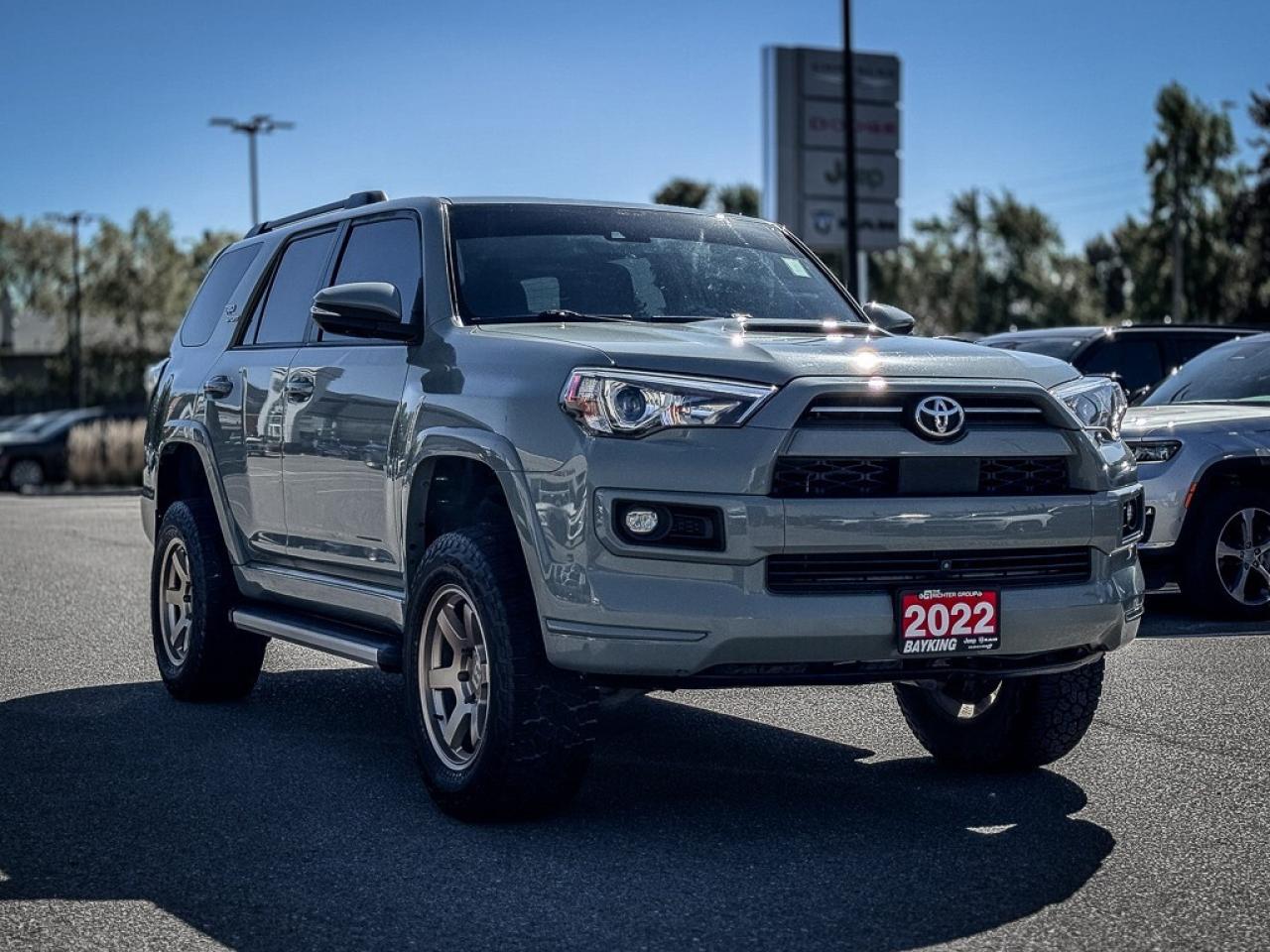 2022 Toyota 4Runner SR5   SUNROOF   HEATED SEATS   HITCH Photo2