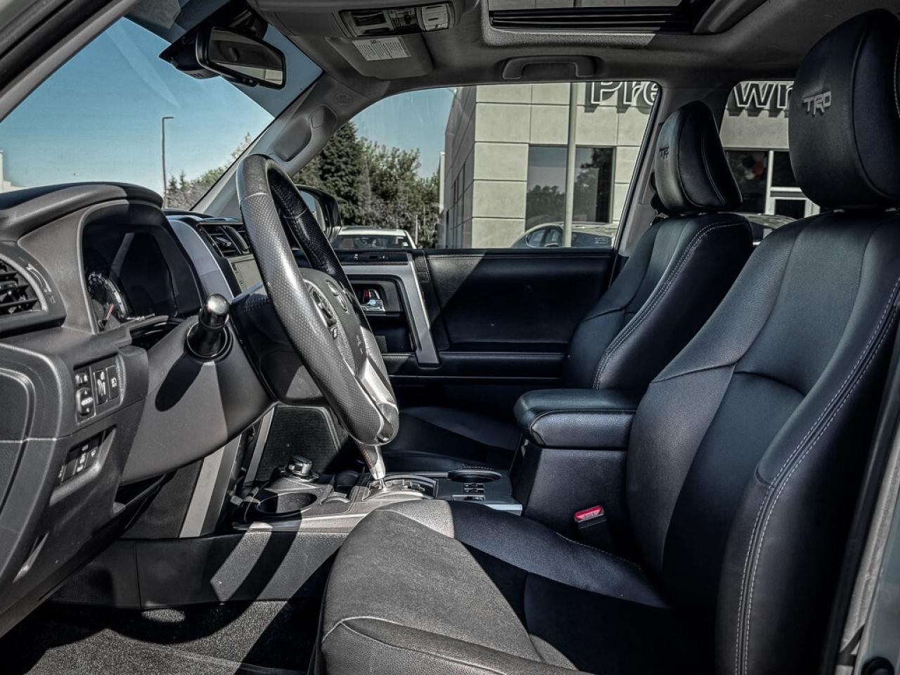 2022 Toyota 4Runner SR5   SUNROOF   HEATED SEATS   HITCH Photo