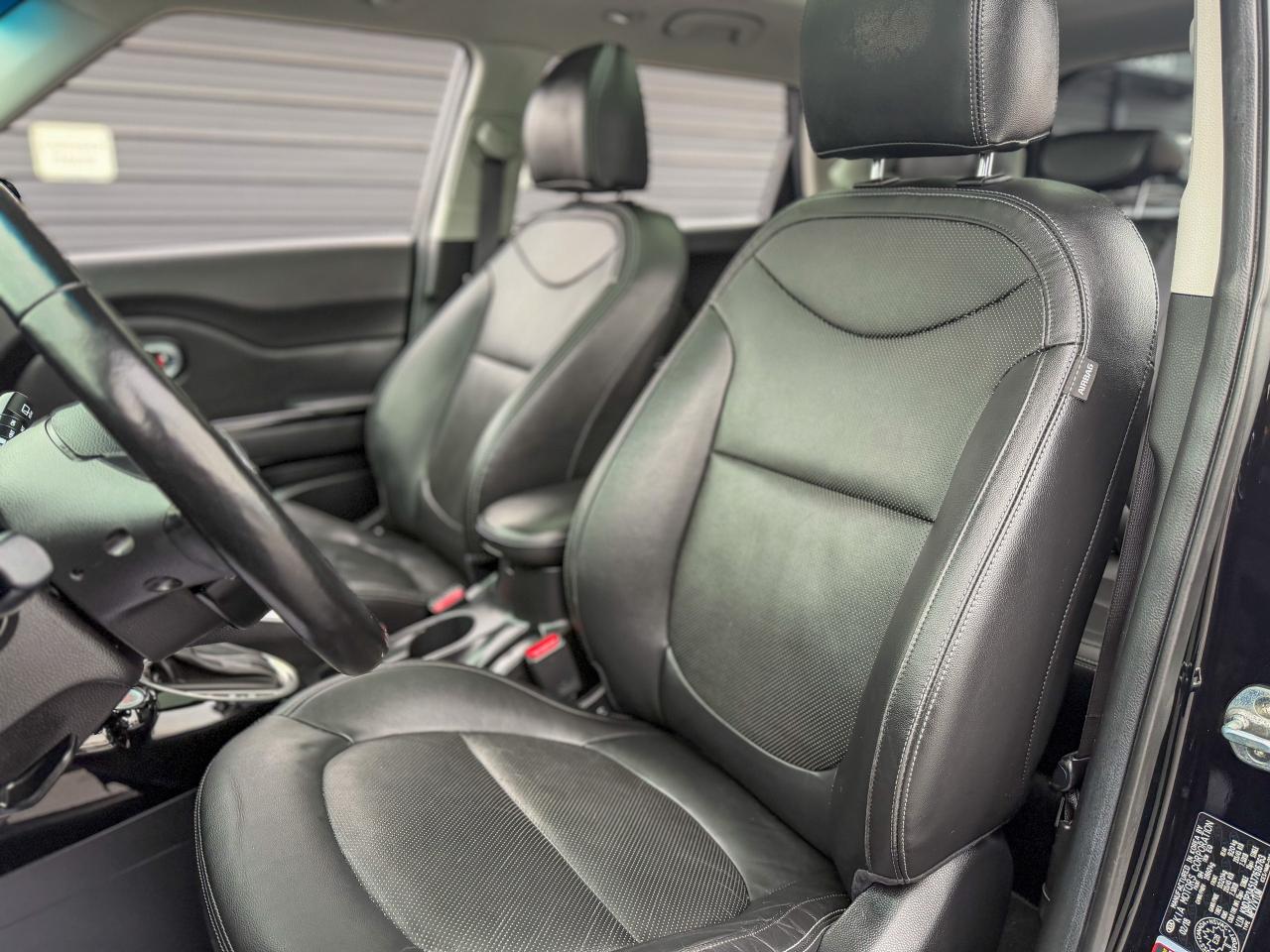 2018 Kia Soul EX Tech/NAVI/BSM/PANO/CAMERA/NO ACCIDENTS/LEATHER Photo