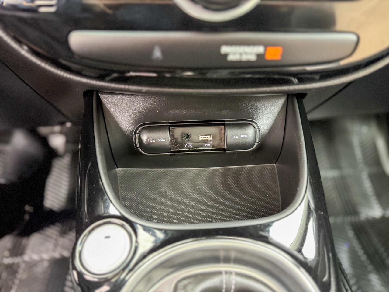 2018 Kia Soul EX Tech/NAVI/BSM/PANO/CAMERA/NO ACCIDENTS/LEATHER Photo