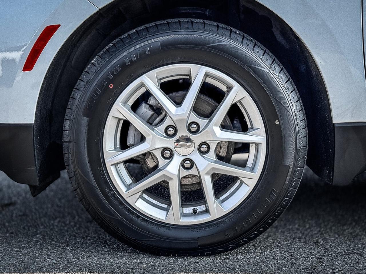 2023 Chevrolet Equinox LT   AWD   HEATED SEATS   CARPLAY Photo