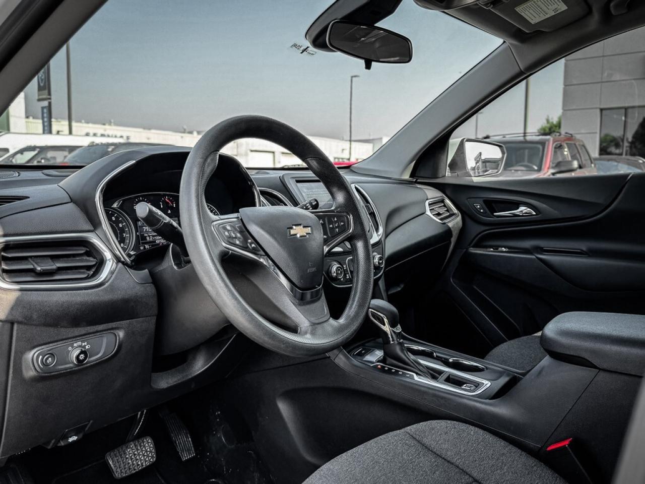 2023 Chevrolet Equinox LT   AWD   HEATED SEATS   CARPLAY Photo